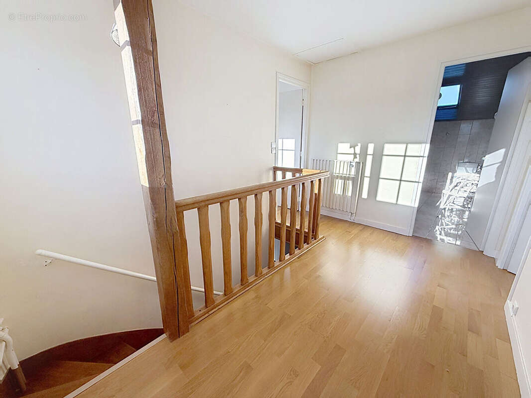 Maison à SOTTEVILLE-LES-ROUEN