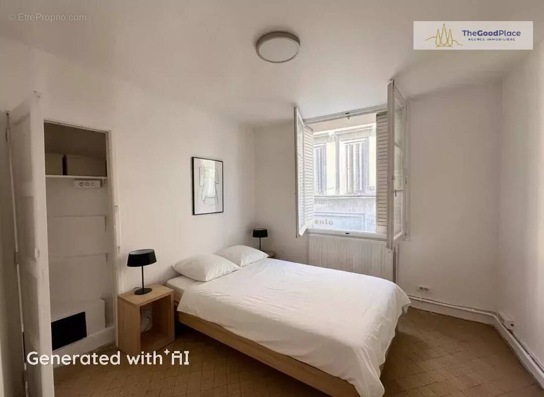Appartement à MARSEILLE-1E
