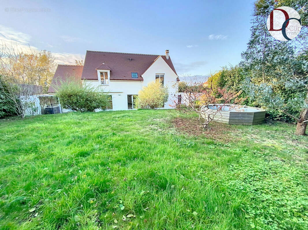 Photo 3 - Maison à SENLIS