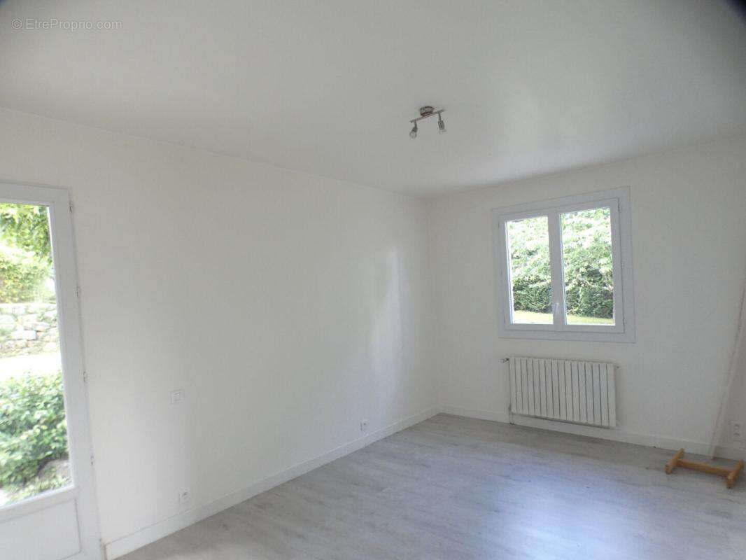 Maison Terrasson Lavilledieu 4 chambres avec piscine - photo 9