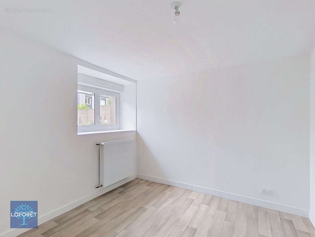 Appartement Fougeres 3 pièce(s) 55 m2 - photo 5