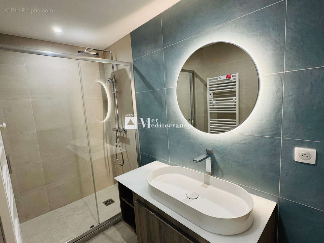 Appartement à LES ISSAMBRES