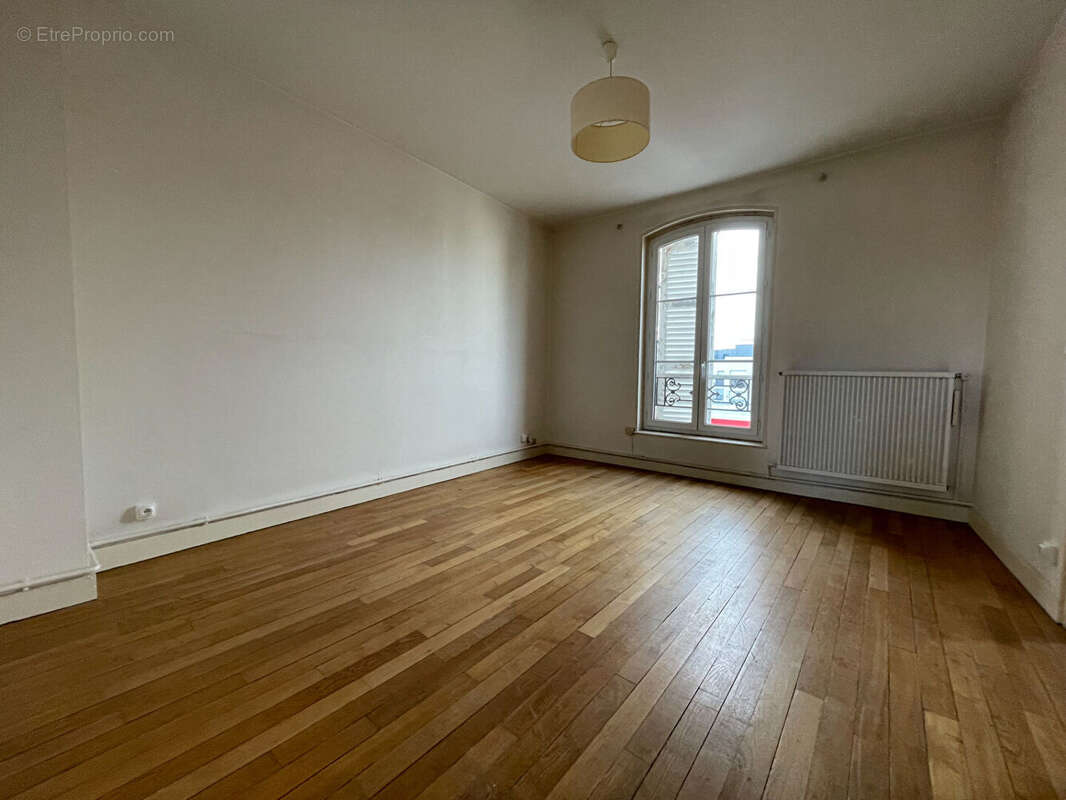 Appartement à PERSAN