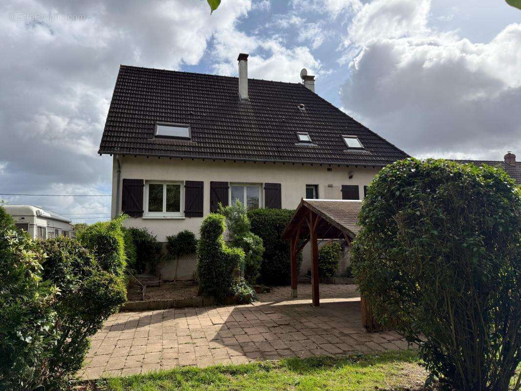 Maison à SAINT-DENIS-EN-VAL