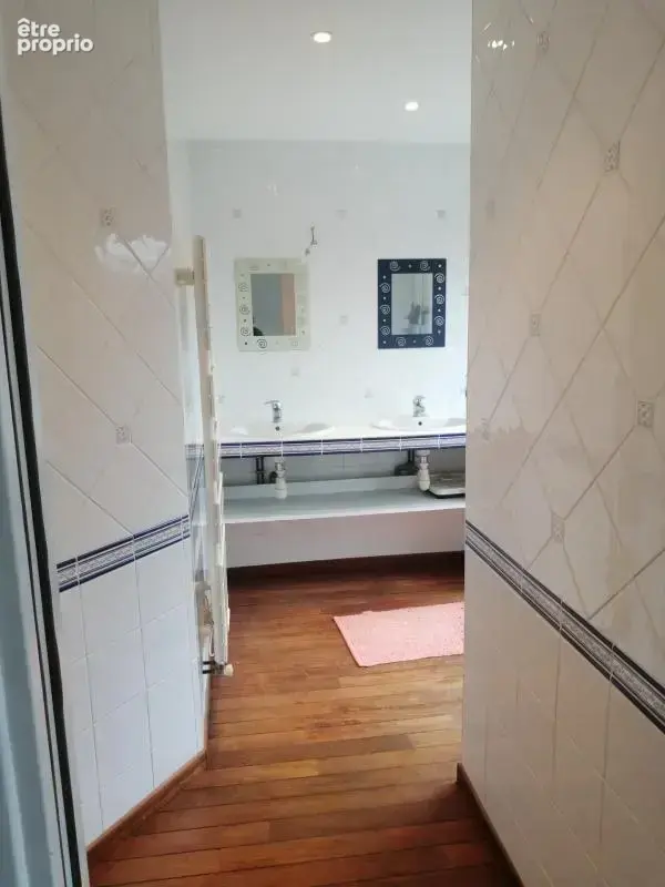 Maison familiale 5 chambres à vendre à saint-gérand-croixanv - photo 5