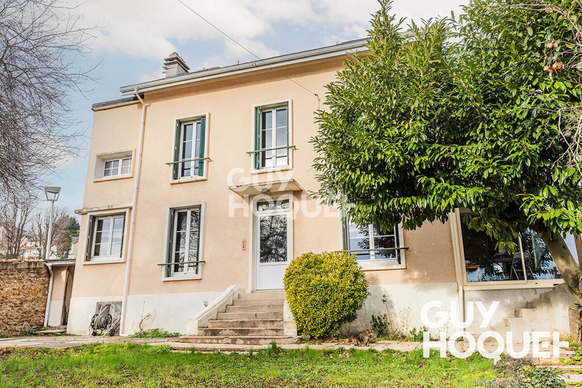 Maison à ATHIS-MONS