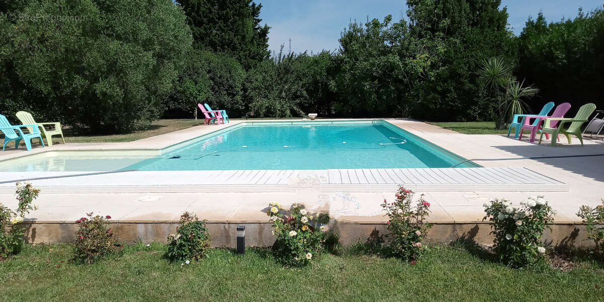 Maison à SAINT-ETIENNE-DU-GRES