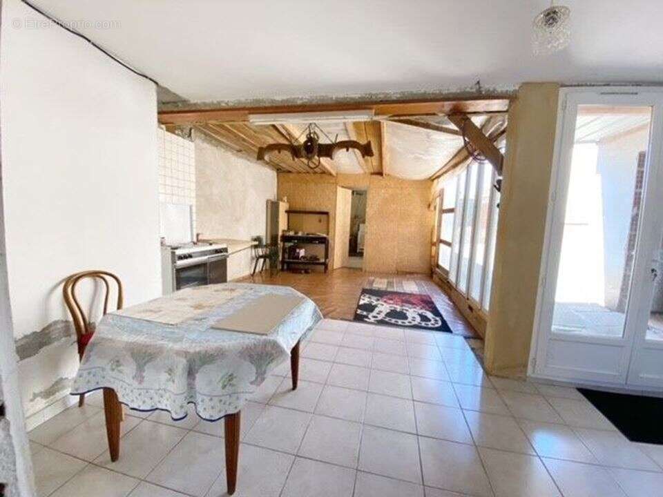 Maison 82 m² à Seissan  - photo 3
