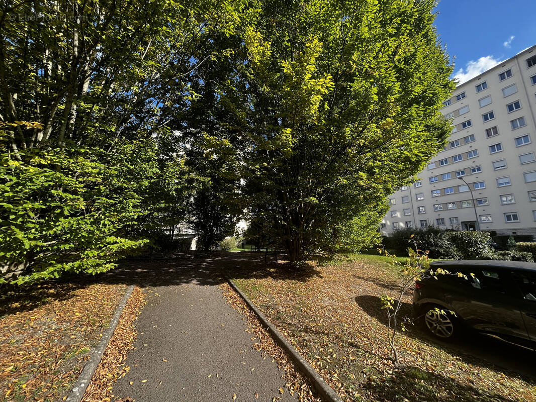 Appartement à SAINT-ANDRE-LES-VERGERS