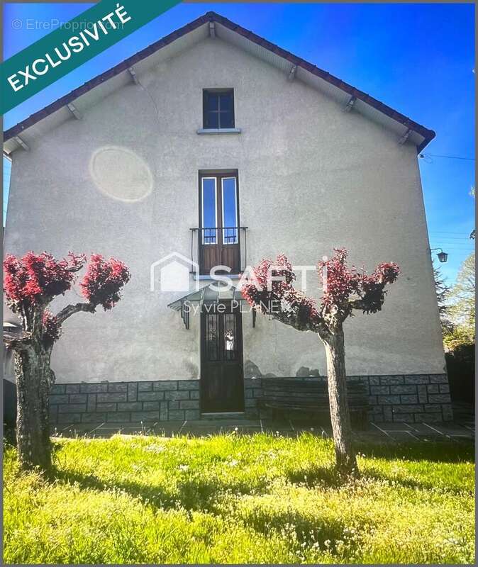Maison 103 m² à Herment  - photo 2