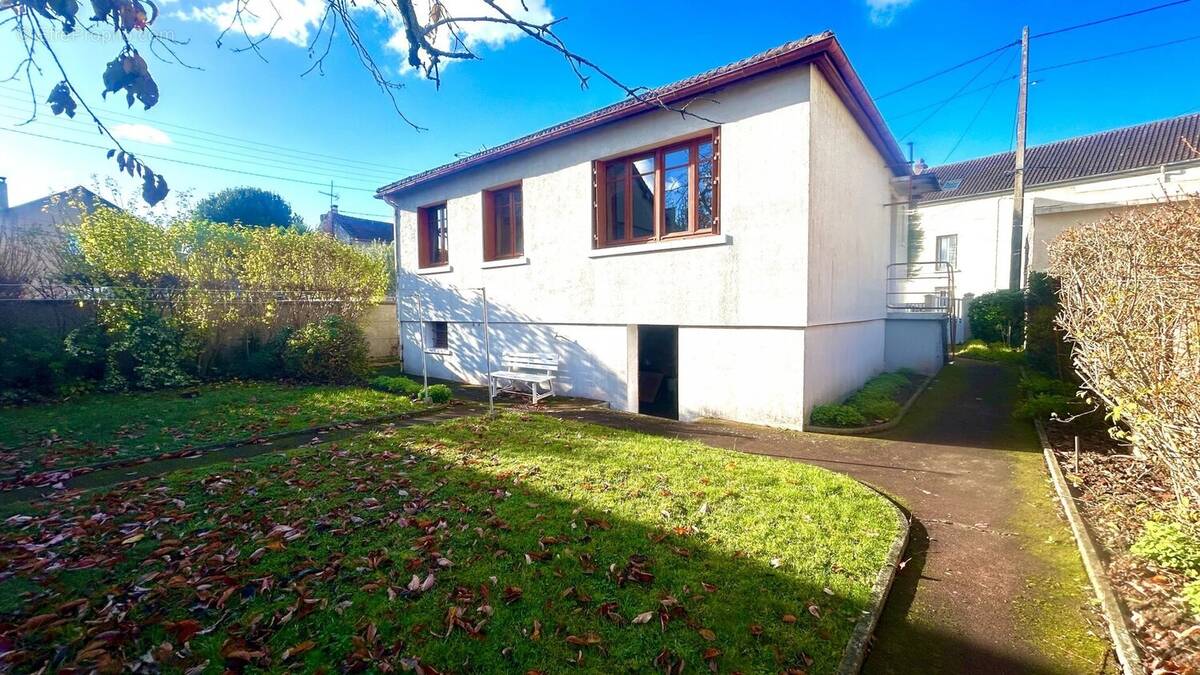 Maison à FLINS-SUR-SEINE