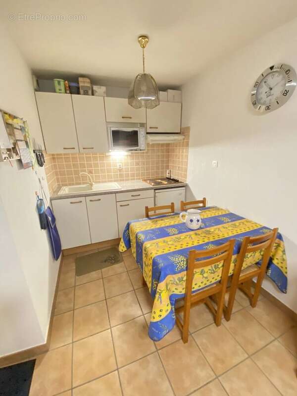 Appartement à LA LONDE-LES-MAURES