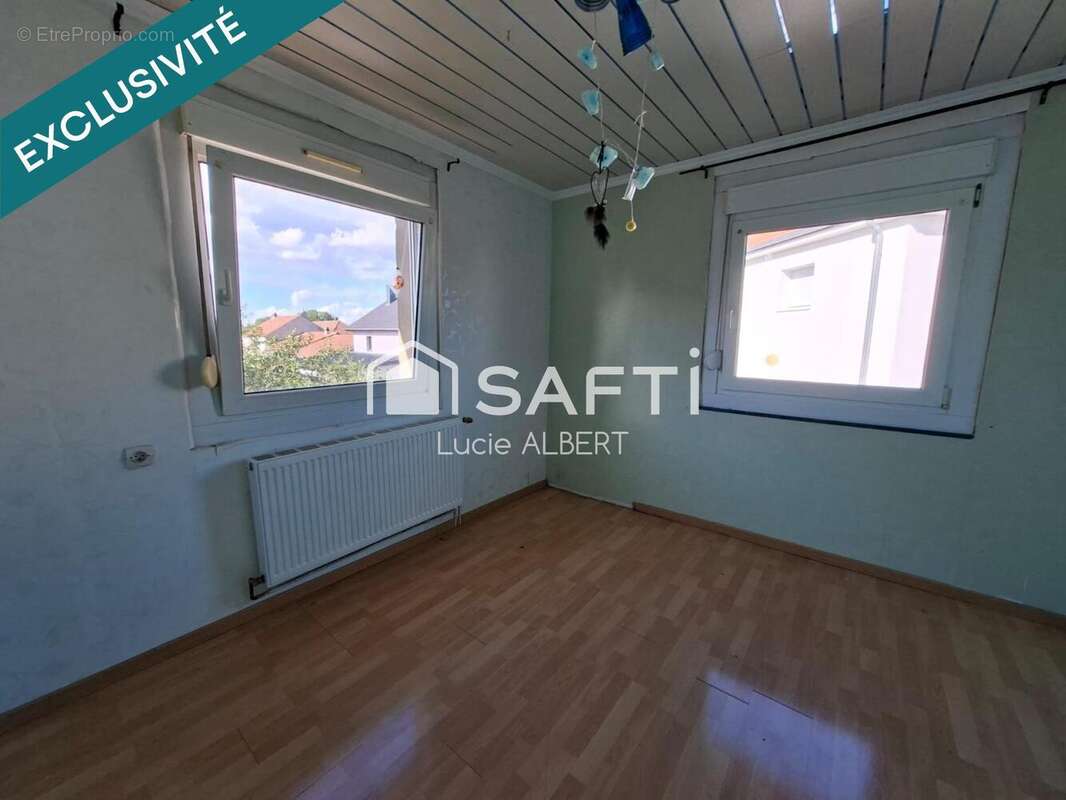 Maison 114 m² à Grostenquin  - photo 8