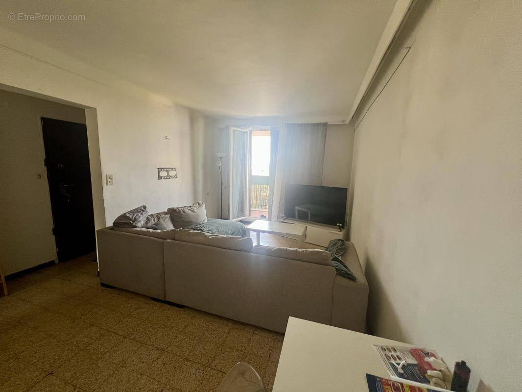 Appartement à MARSEILLE-15E