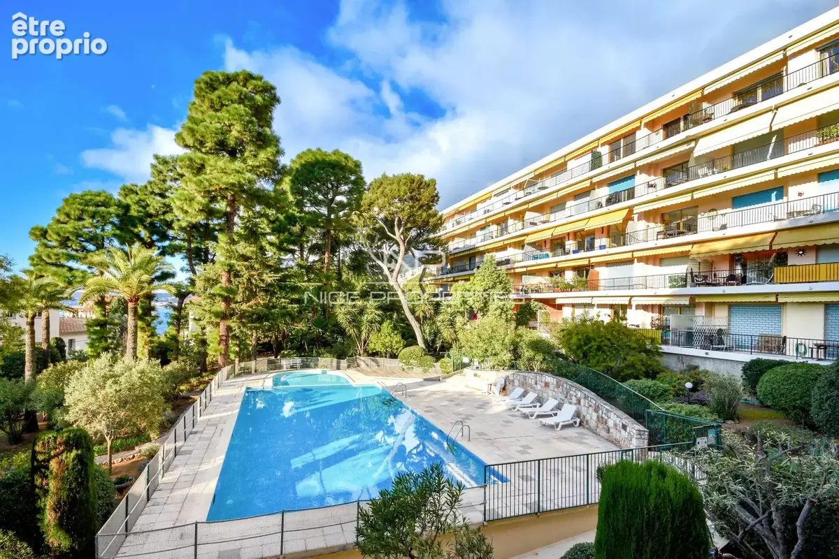 CAP D'AIL : Appartement 3 pièces avec terrasses, à rénover, dans résidence avec piscine et gardien - photo 3