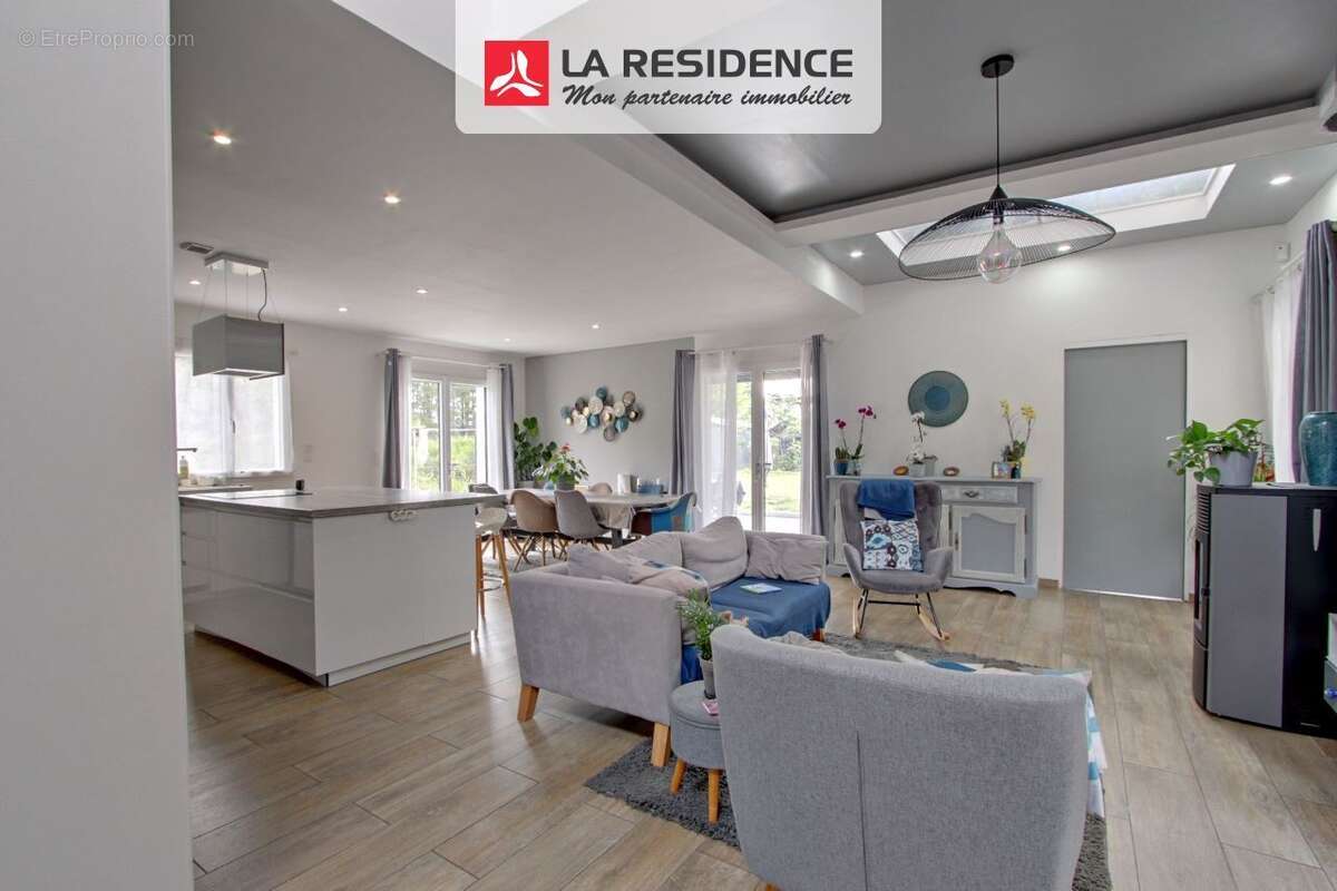 Maison 154 m² à Courcelles-Sur-Seine  - photo 3
