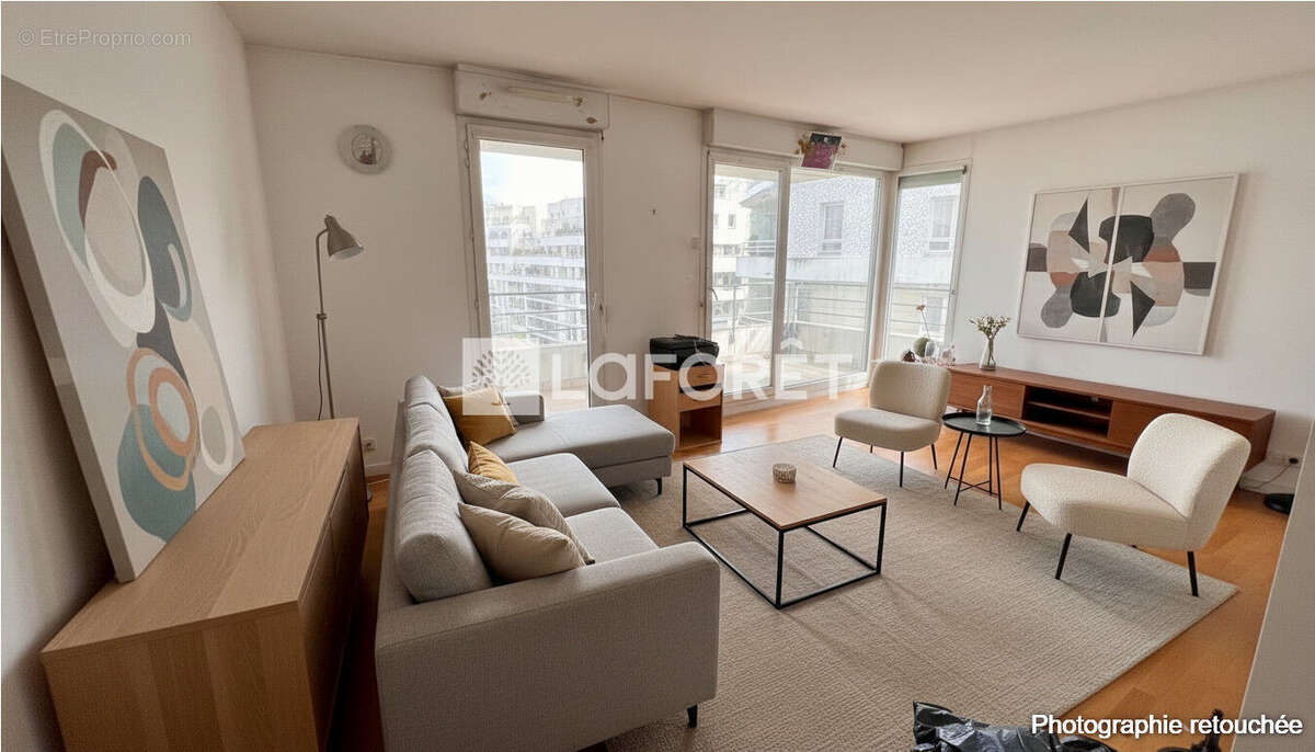 Appartement à COURBEVOIE