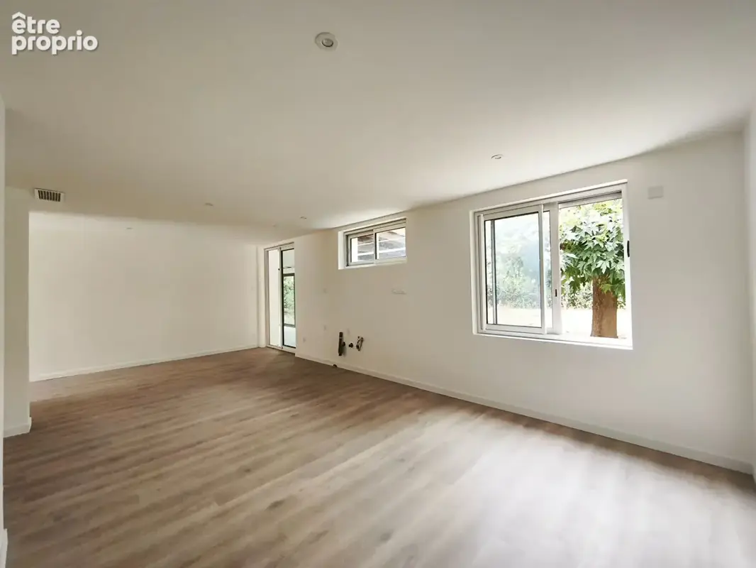 Villa individuelle rénovée 130 m²  Suite parentale RDC  Grand jardin 768 m²  DPE B Villeneuve-Tolosane - photo 3
