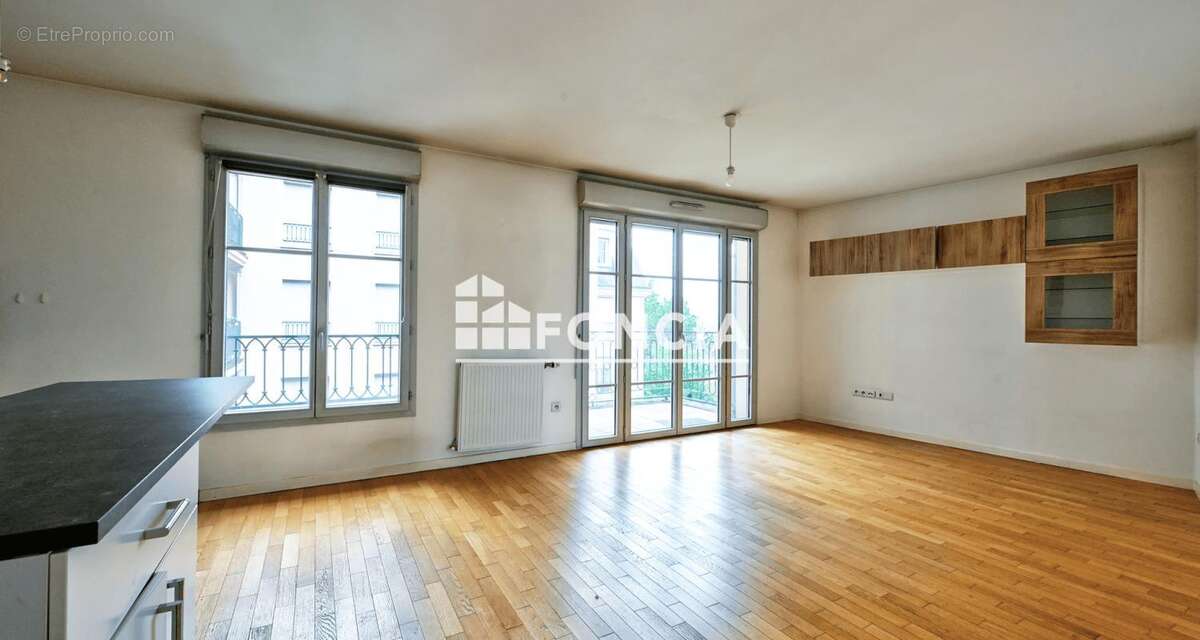 Appartement à SAINT-CYR-L'ECOLE