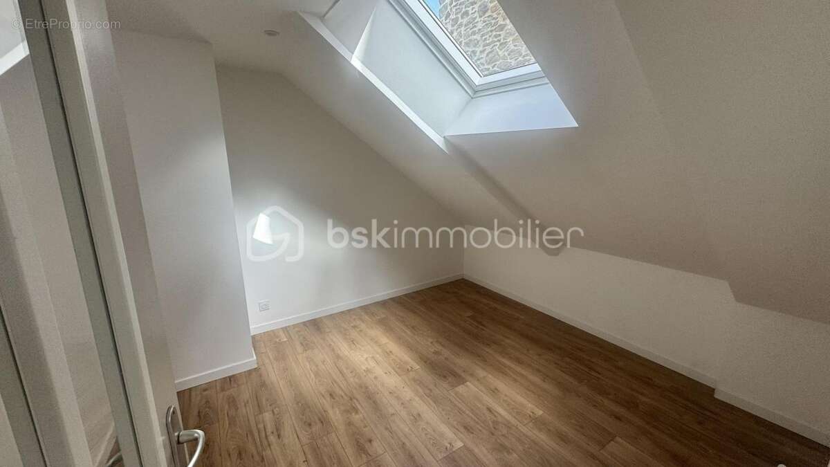 Appartement à JUGON-LES-LACS