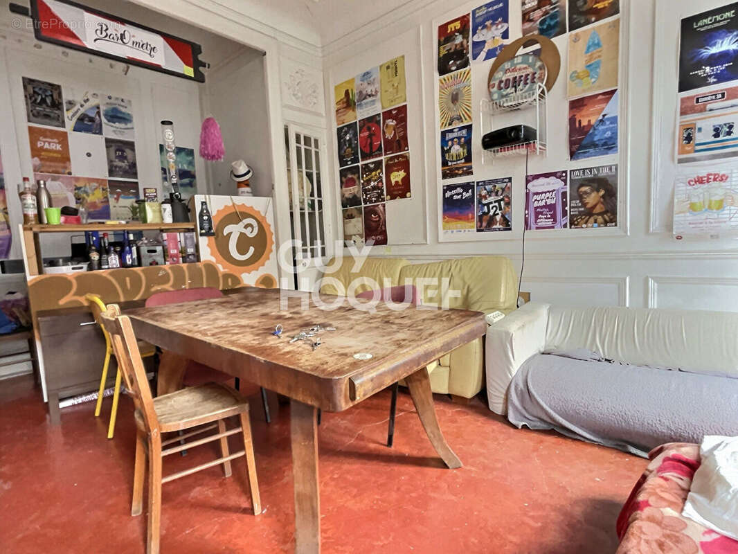 Appartement à MARSEILLE-1E