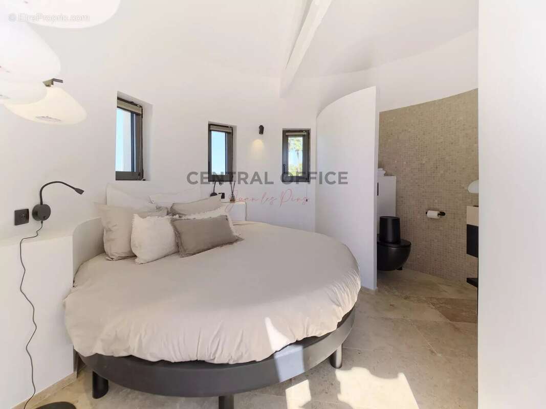 Maison à ANTIBES