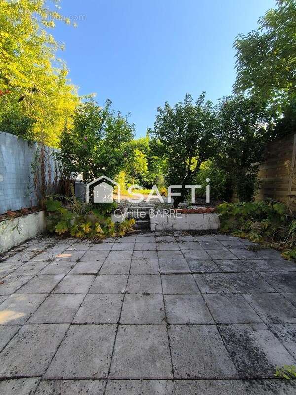 Photo 7 - Maison à SALLES-LAVALETTE