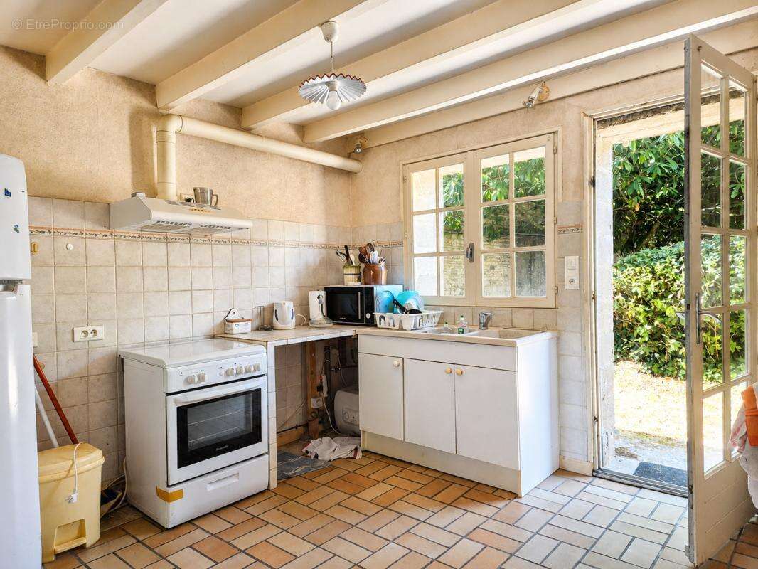Maison familiale avec grand jardin à Bessé - photo 6