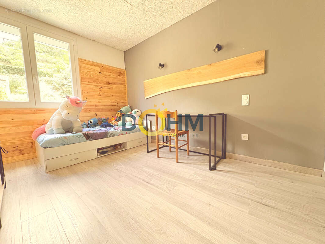 Appartement à MASSIAC