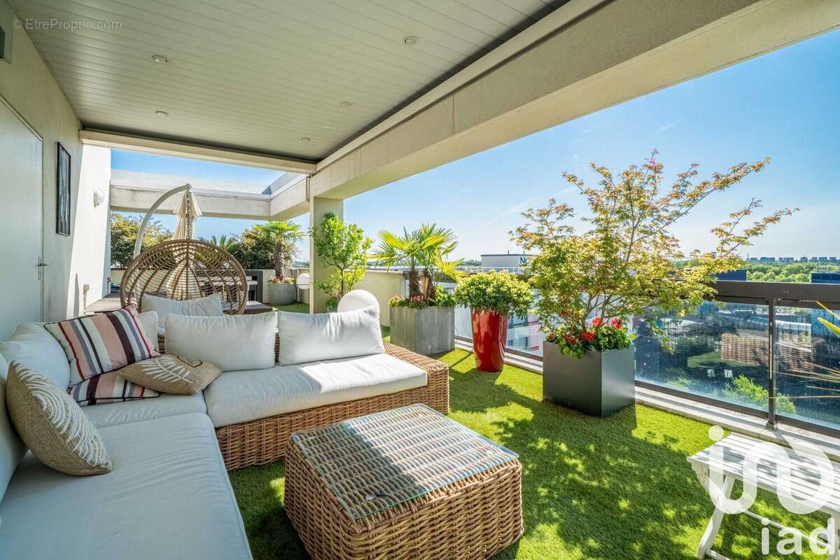 Photo 3 - Appartement à SURESNES