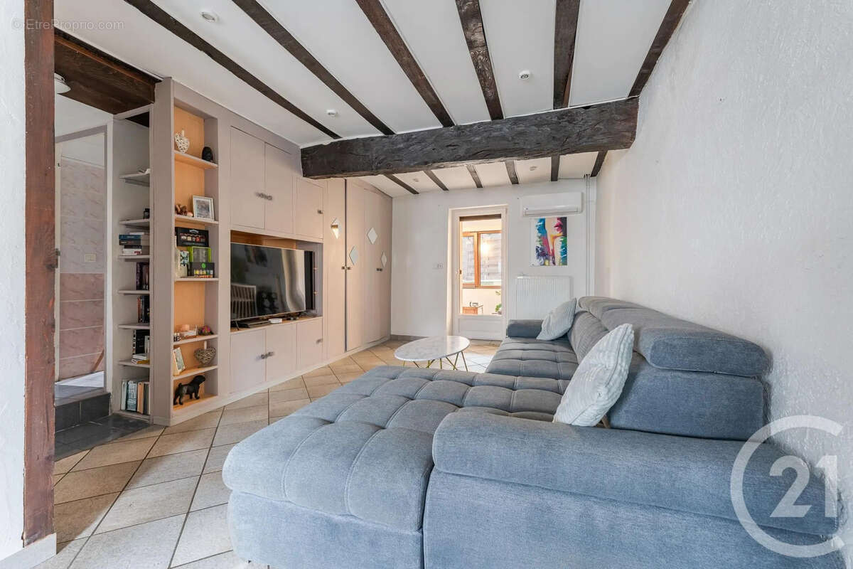 Maison à SAINT-PRIEST