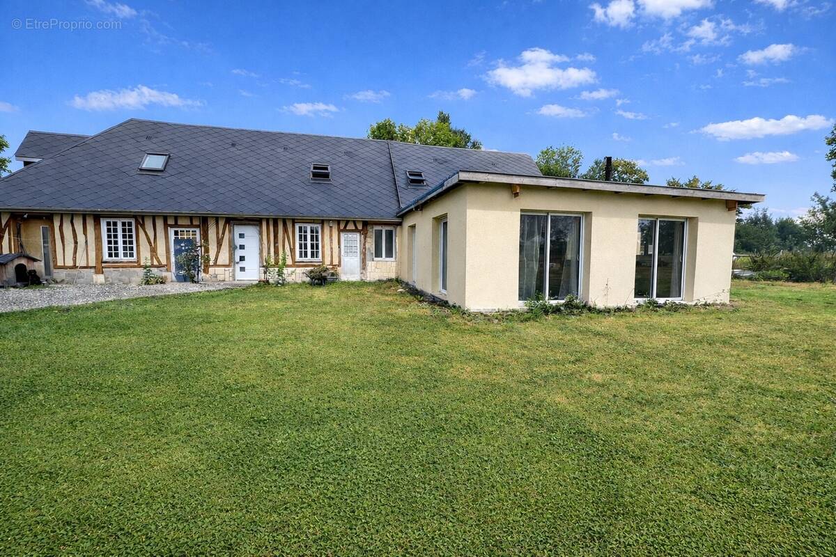 Maison à LE THUIT-SIGNOL
