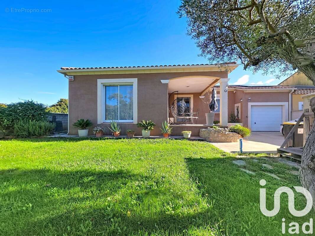 Photo 2 - Maison à BERNIS