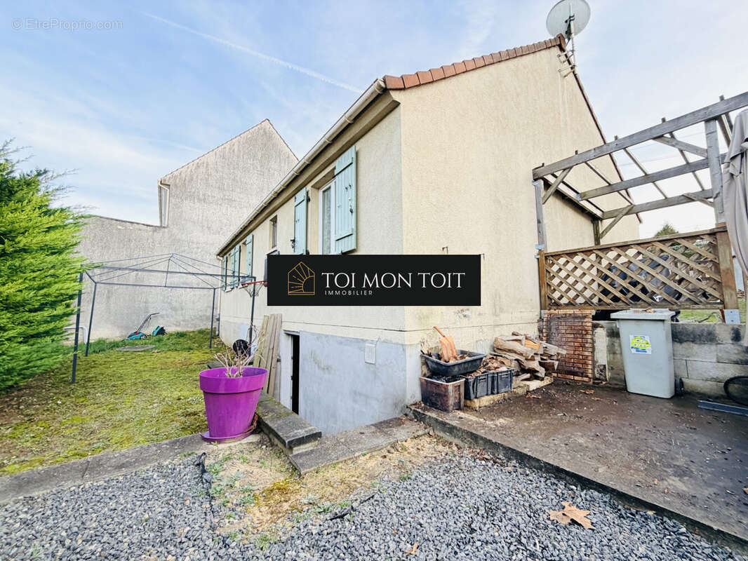 Maison à MARLY-LA-VILLE