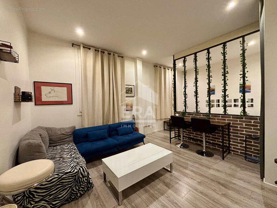 Appartement à CLICHY