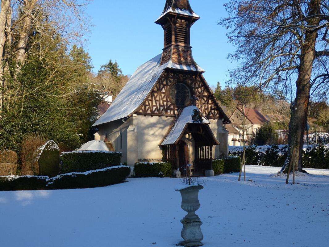 Maison à CHERISY