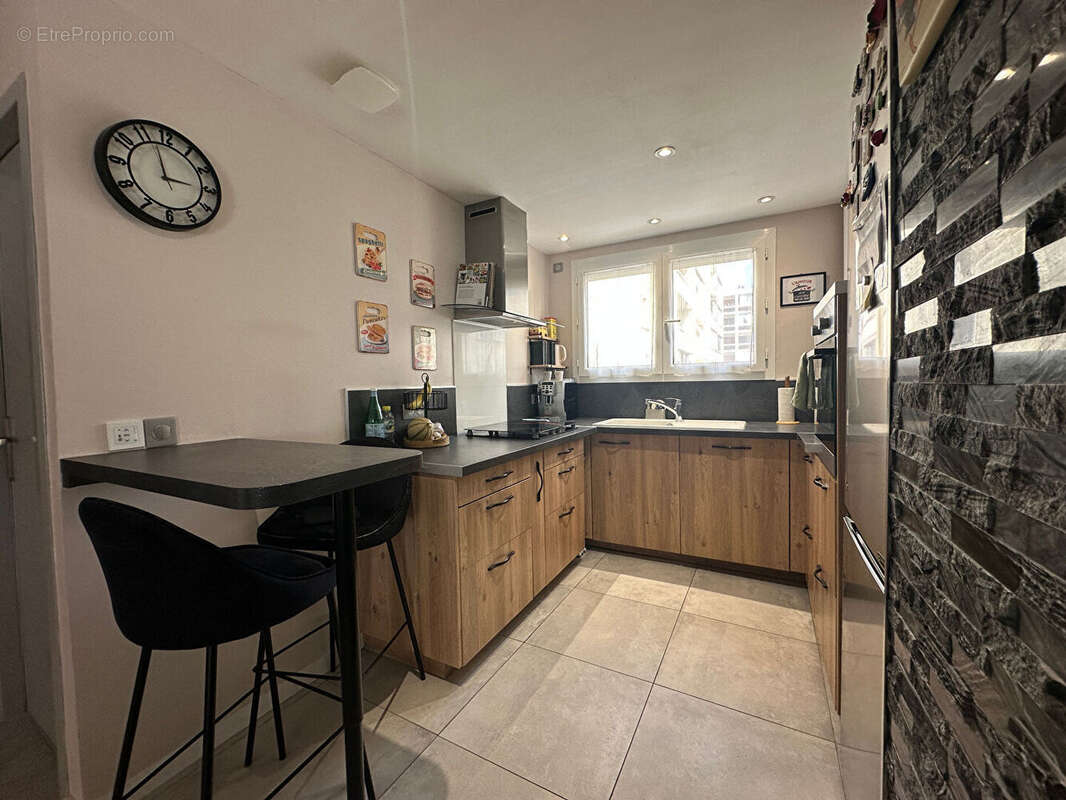 Appartement à FONTAINE