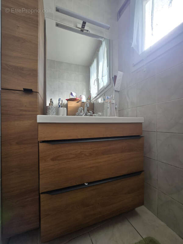 Appartement à FLEURY