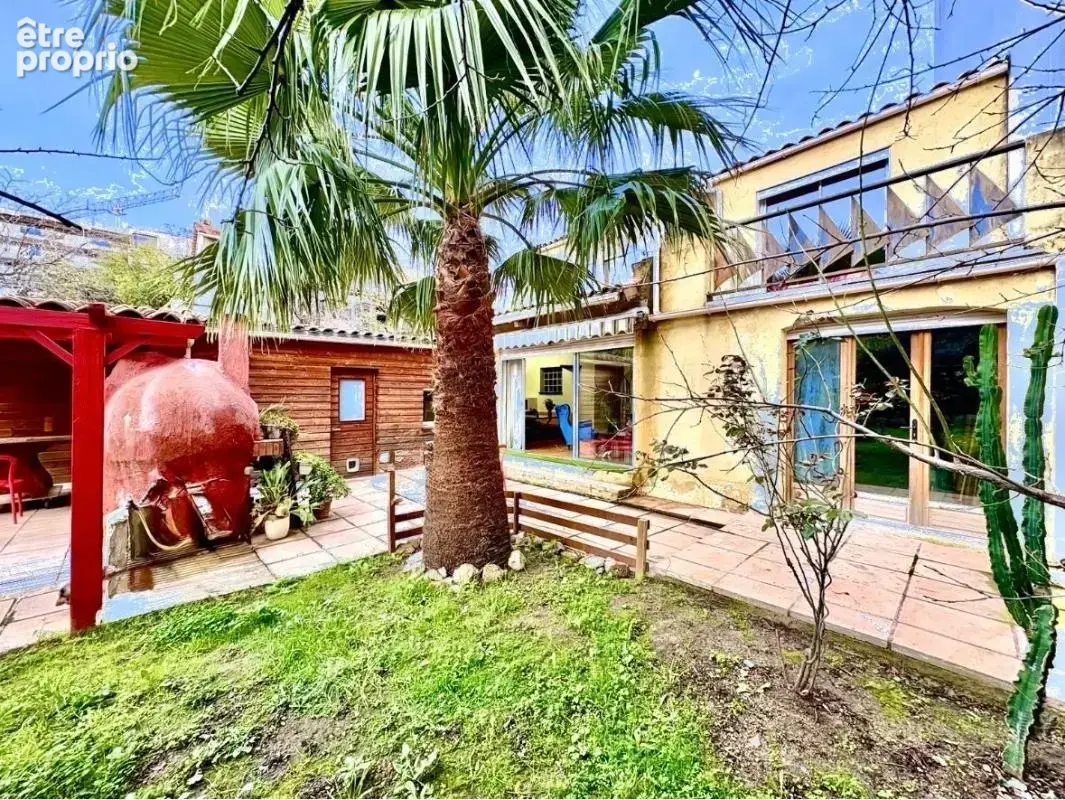 Spacieuse maison de ville avec grand jardin à 5 min des plages à pied ! - photo 2