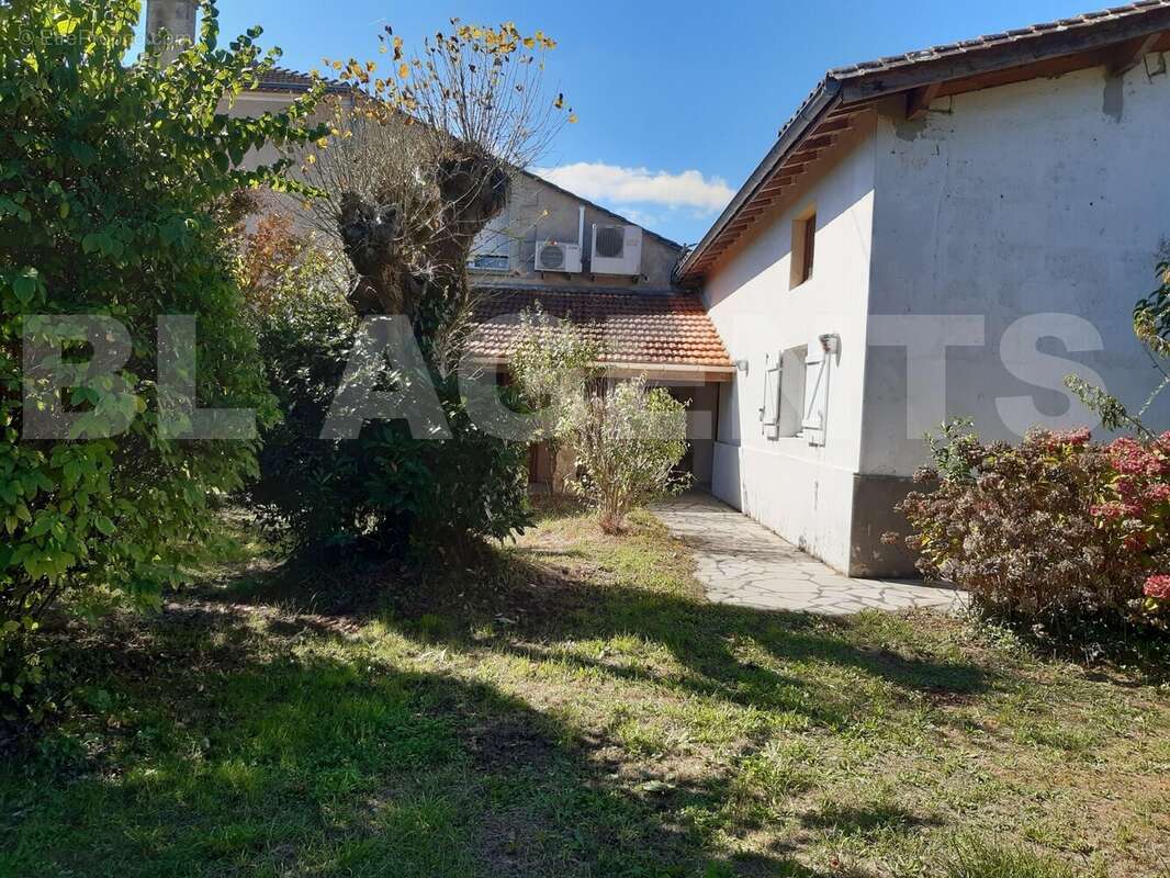 maison jardin bis delgue - Maison à BERSON