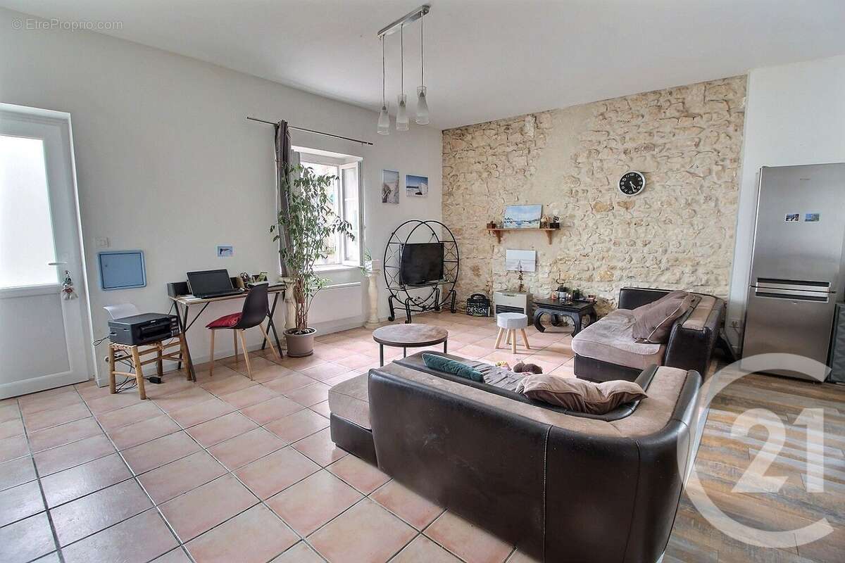 Maison à MORTAGNE-SUR-GIRONDE