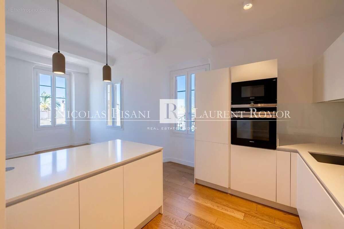 Appartement a vendre a nice - cours saleya - proche de la mer - 136 m² - 3 chambres - photo 3