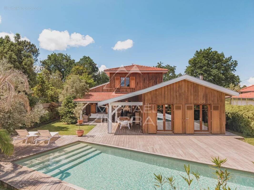 Maison à GUJAN-MESTRAS