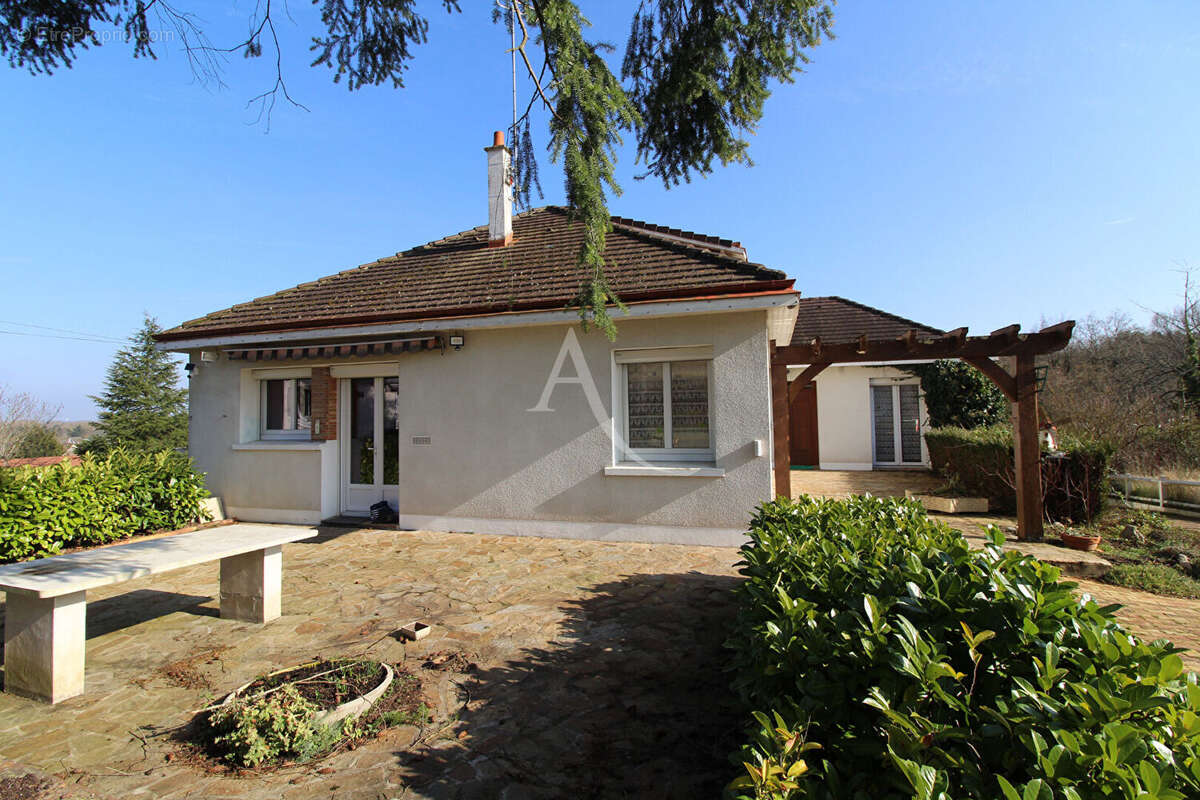 Maison à SAINT-GERVAIS-LA-FORET