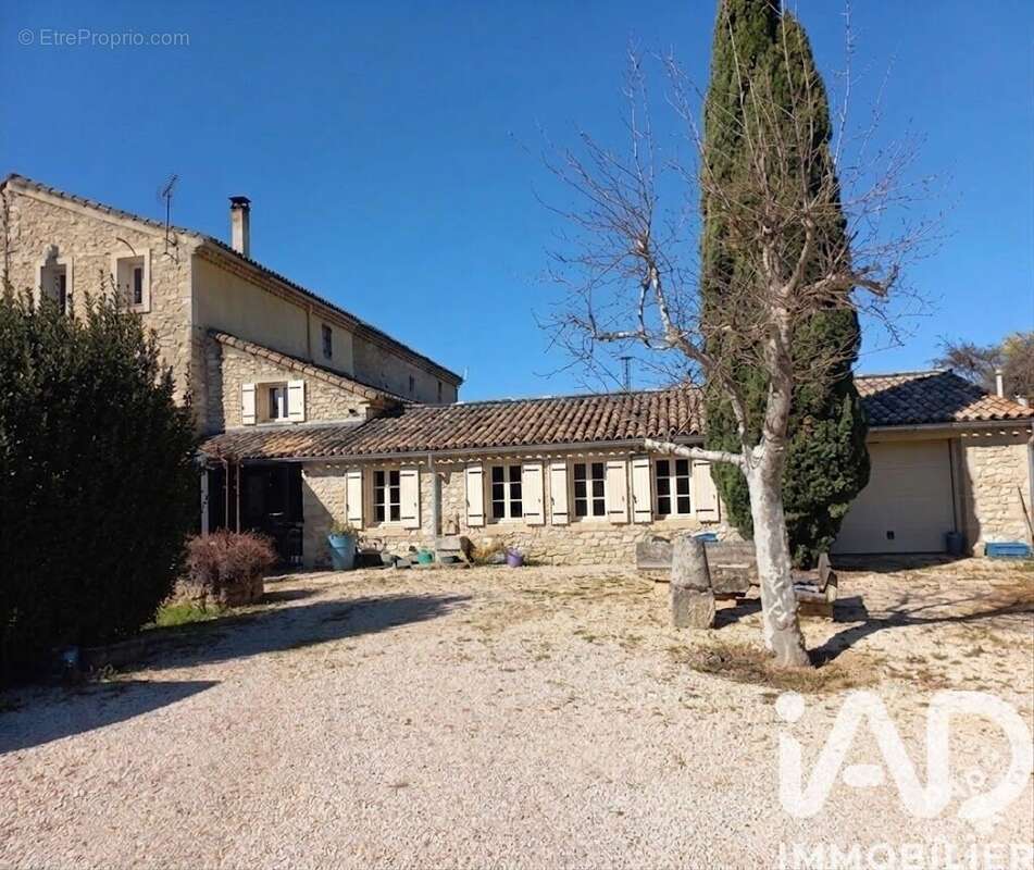 Photo 2 - Maison à L'ISLE-SUR-LA-SORGUE