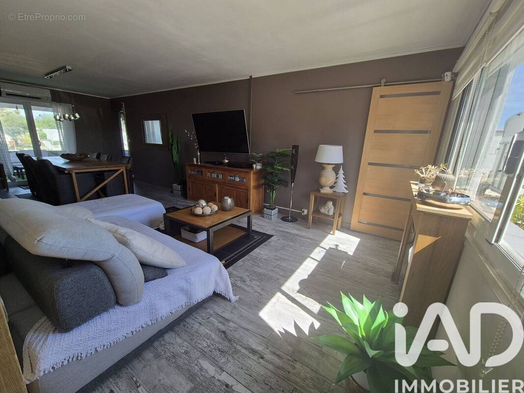 Photo 1 - Maison à LA JARNE