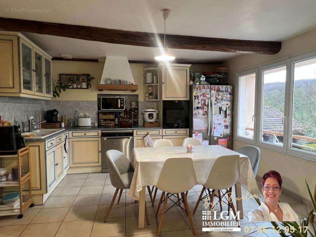 Maison à ESSOMES-SUR-MARNE