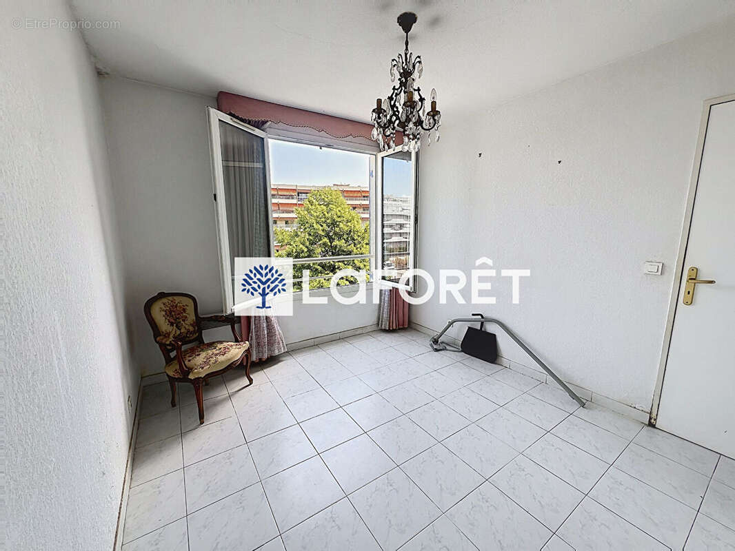 Cagnes-sur-mer  hippodrome  3 pièces 61,60 m²   terrasse  vue mer - photo 11