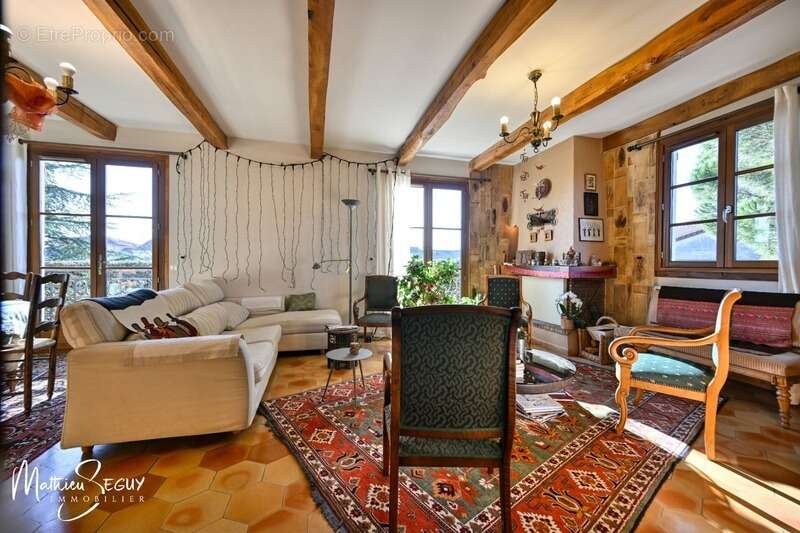 Maison à MORNANT