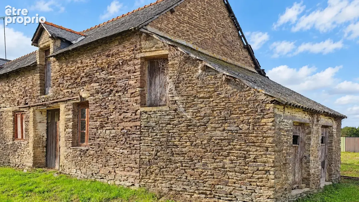 Maison à CAMPENEAC